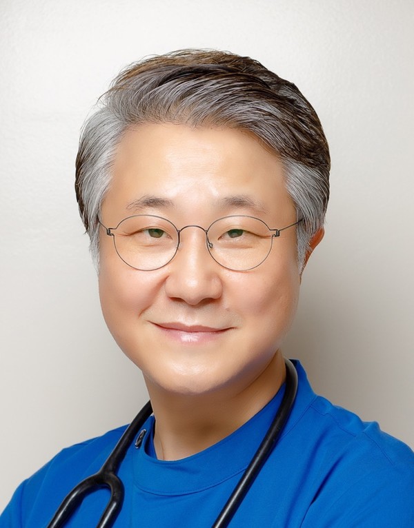 [매경헬스/전문의 기고] 영양 불균형과 만성질환 위협, 현대인에게 필요한 건 밀도푸드 '하루 한 알' - 한성호 교수